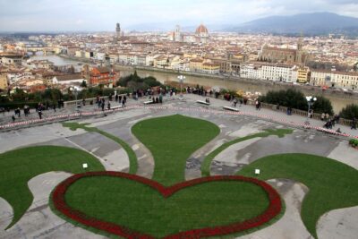 Group walking tour to Piazzale Michelangelo in Florence